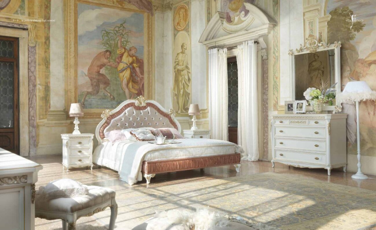 Camera da letto classica Linearredi in villa d’epoca affrescata