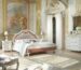 Camera da letto classica Linearredi in villa d’epoca affrescata